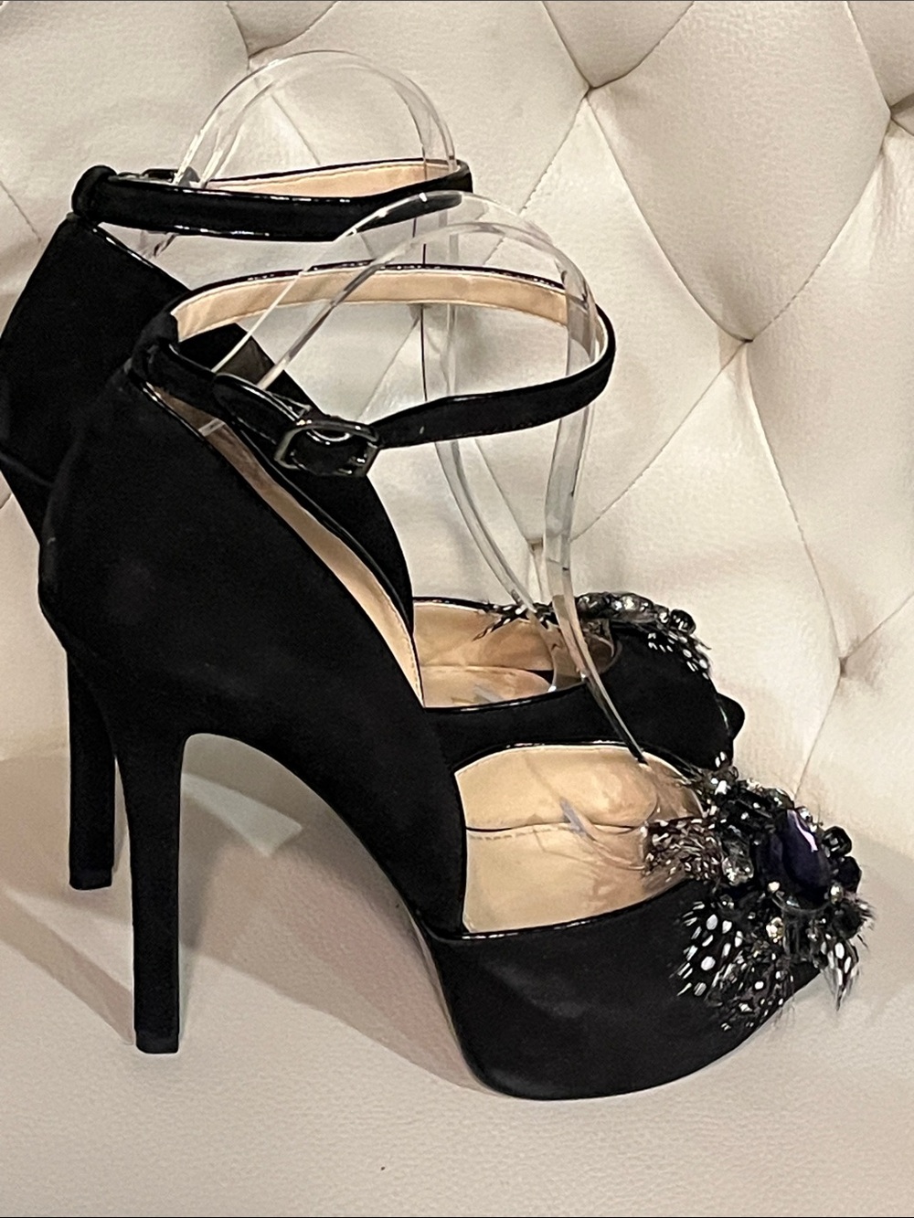 Enzo Angiolini Black Suede prep toe w Feathers jeweled Ankle Platforms Size 8 - Picture 12 of 16